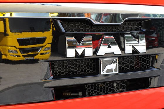 MAN MAN