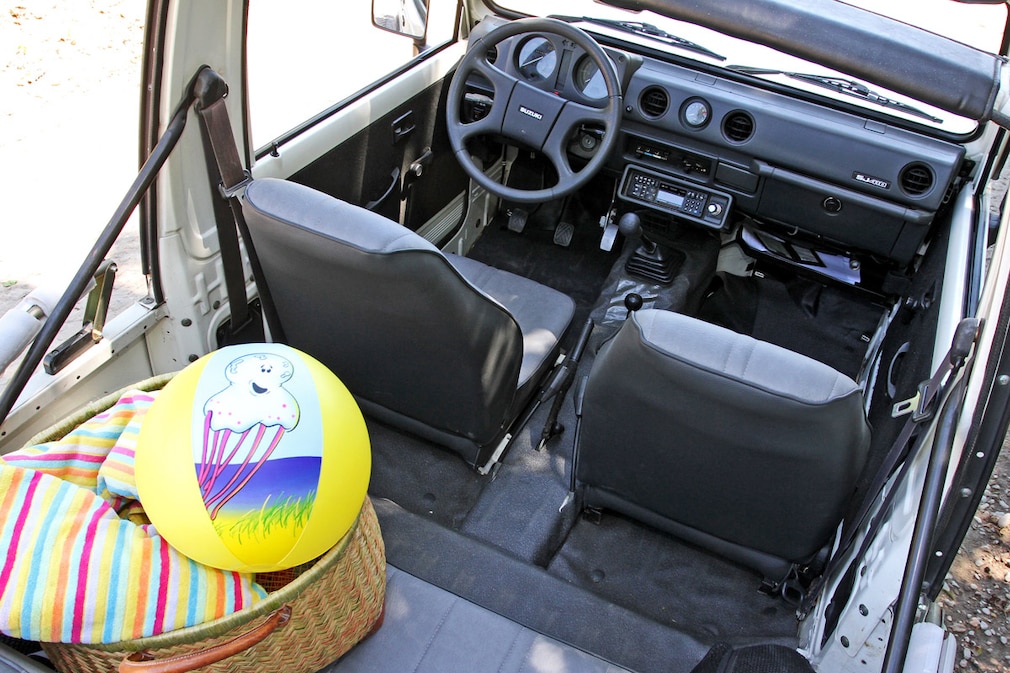 Suzuki SJ 410