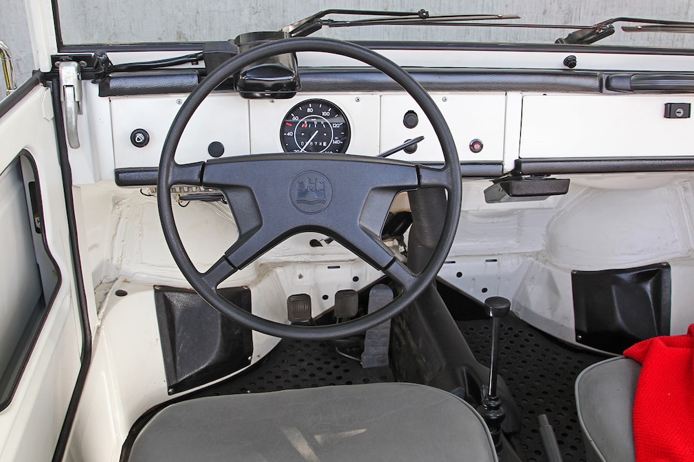 VW Kübel W181