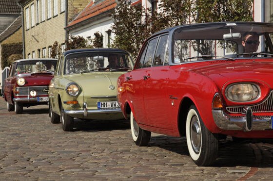 Ford 17M P3 VW 1500 S Opel Rekord P2