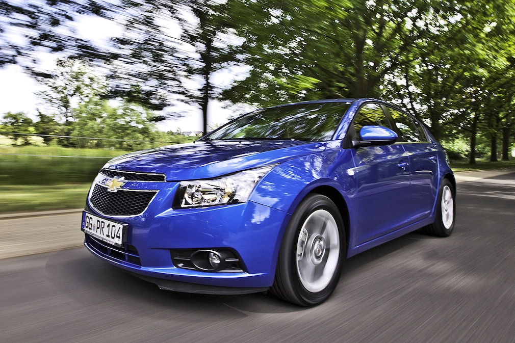 Chevrolet Cruz LS 1.6
