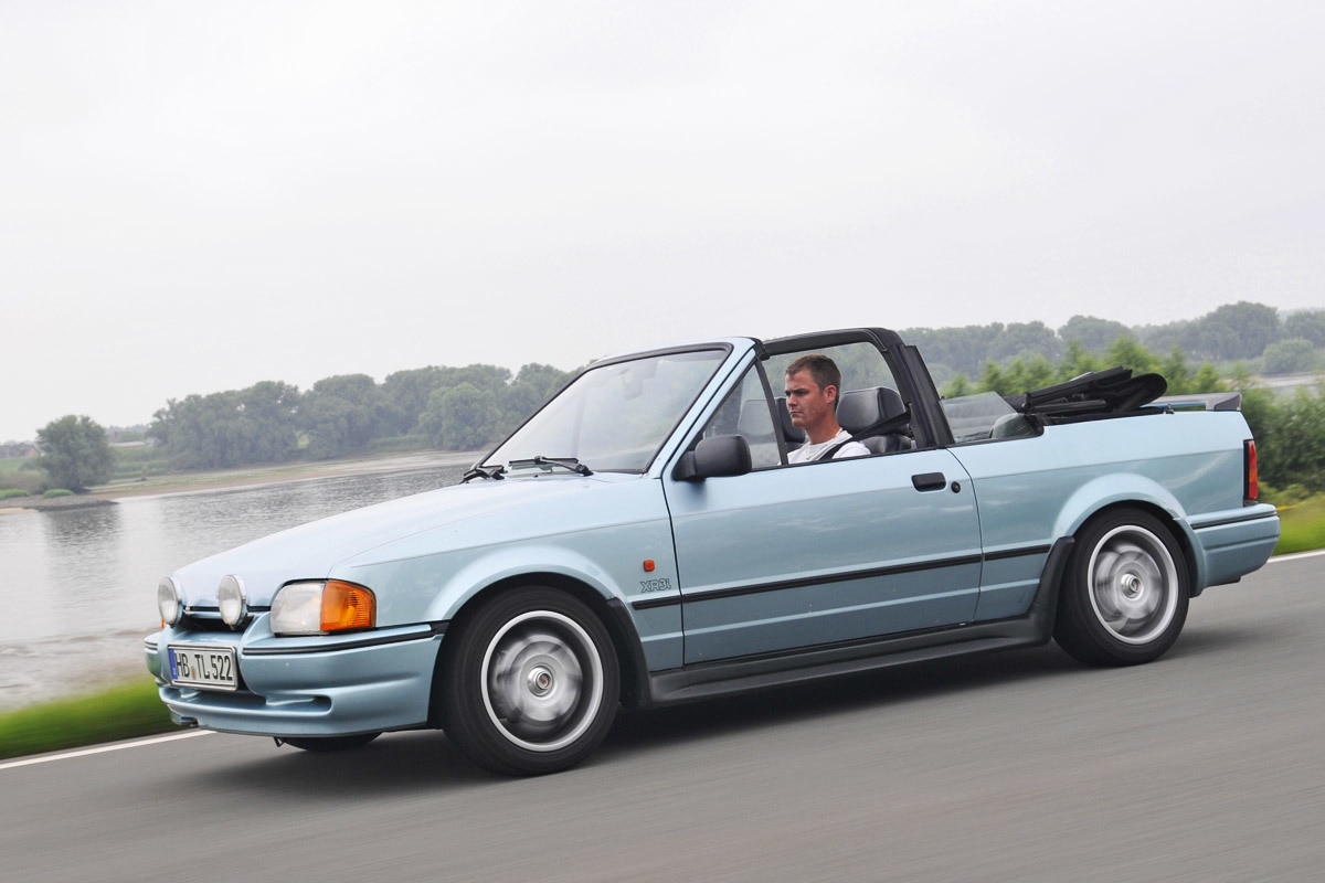 Stilvolle Ford Cabrio Escort Bild
