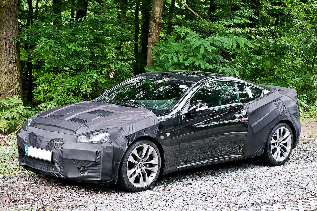 Erlkönig Hyundai Genesis