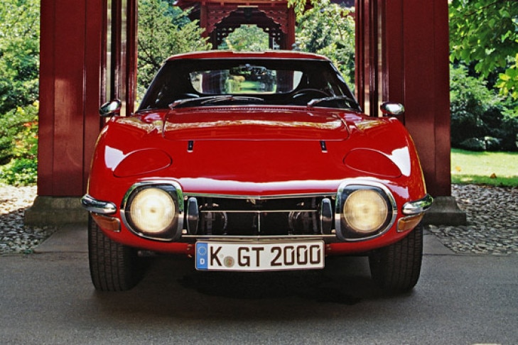 Toyota 2000 GT