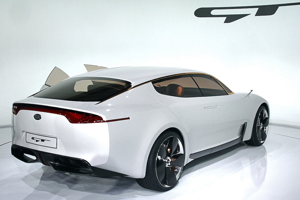 Kia GT