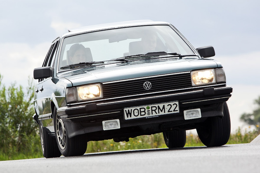 VW Santana