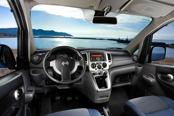 Nissan Evalia