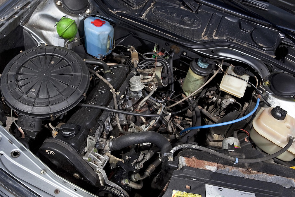 Audi 100 (Typ 44)