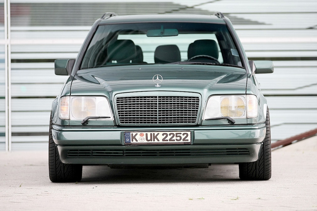 Mercedes AMG E 36 T (1994)