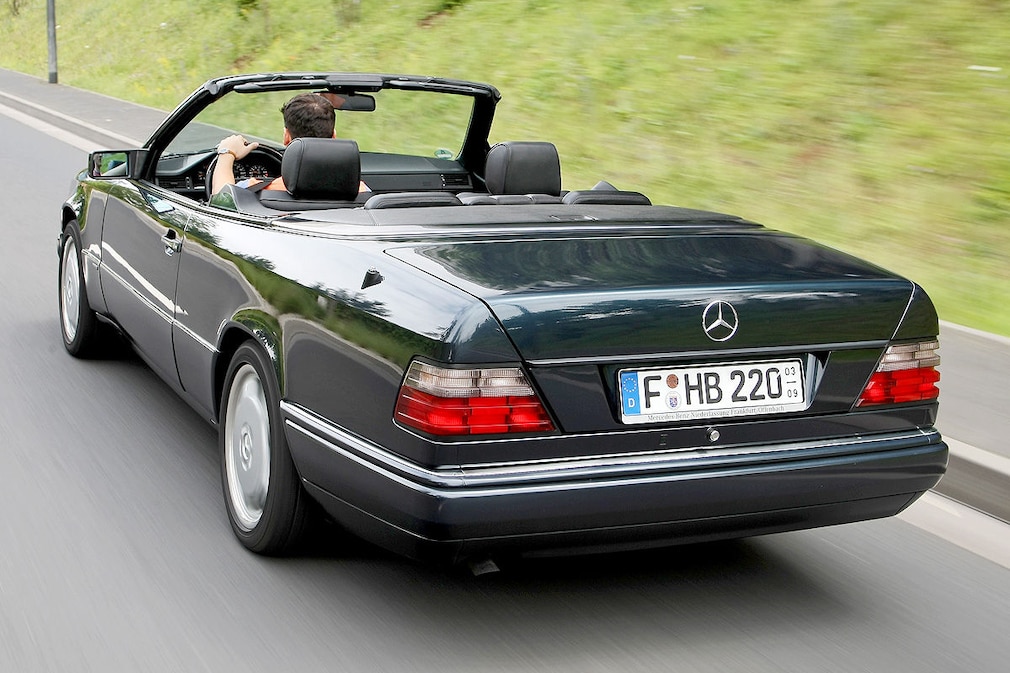 Mercedes E 220 Cabrio Final Edition (1997)