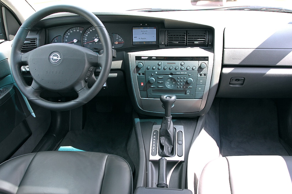 Opel Omega V8