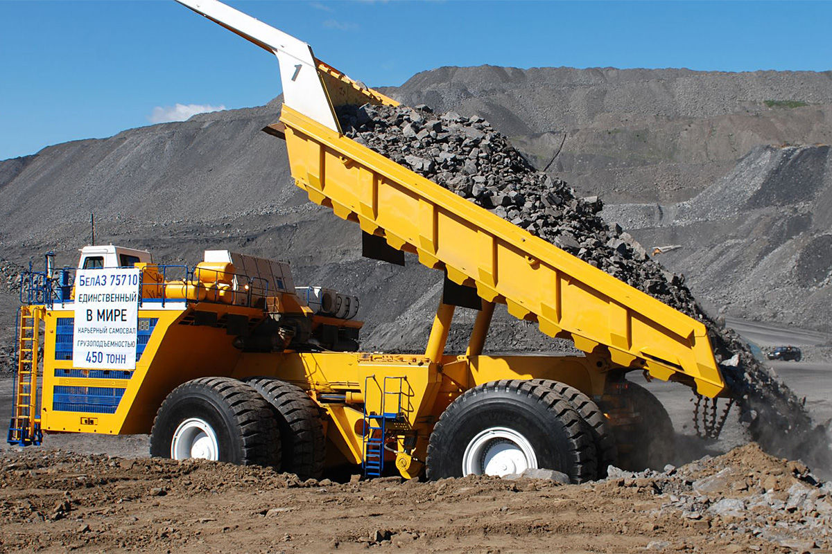 Mega Lkw Im Bergbau Minen Giganten Bilder Autobild De