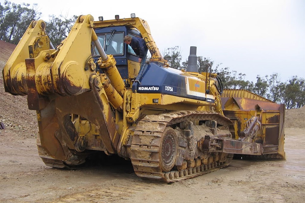 Komatsu 930 E-3