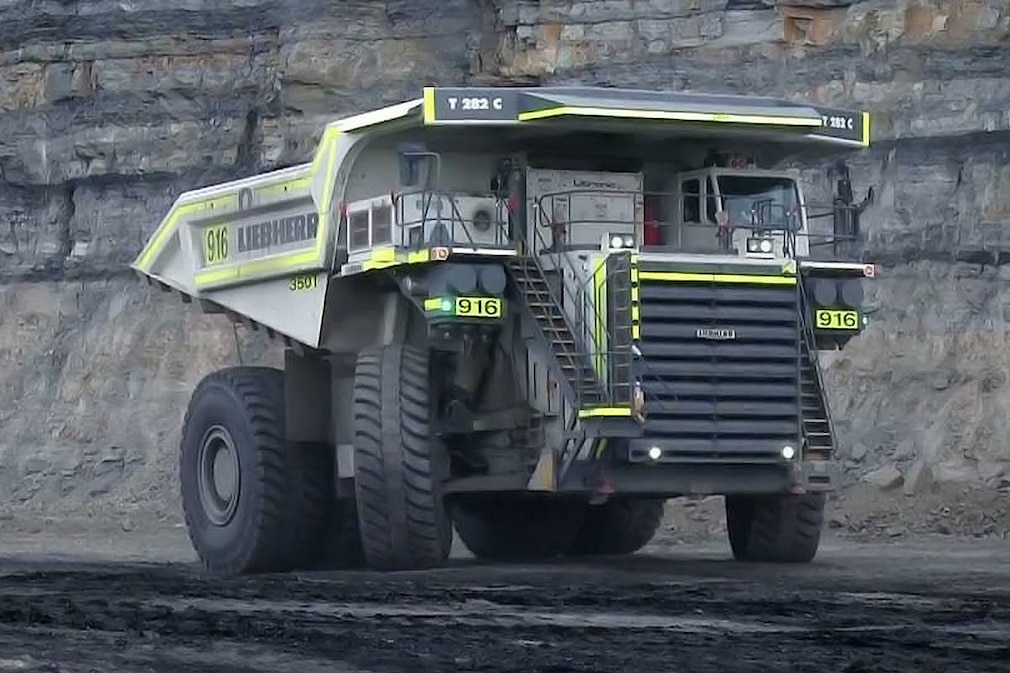 Liebherr T 282 C