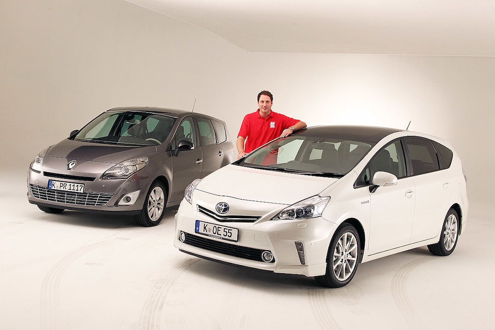 Renault Grand Scénic Dynamique 2.0 16V 140 CVT Toyota Prius Plus