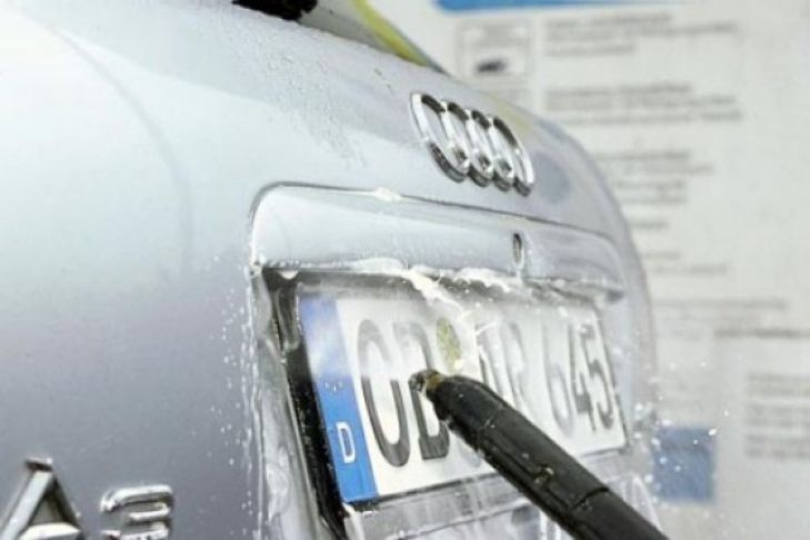 Salzrückstände entfernen