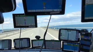 Connected Car: Navis gegen Navi-Apps
