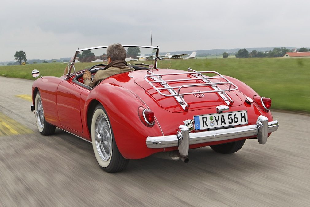 MGA Roadster