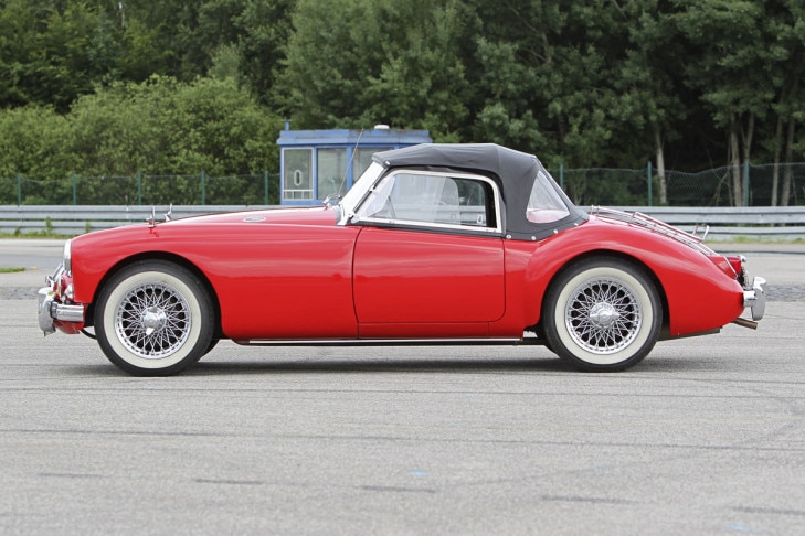 MGA Roadster