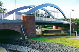 Brücke mit Fußbodenheizung
