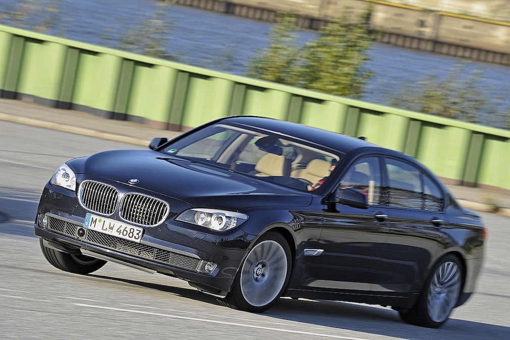 7er BMW 750i