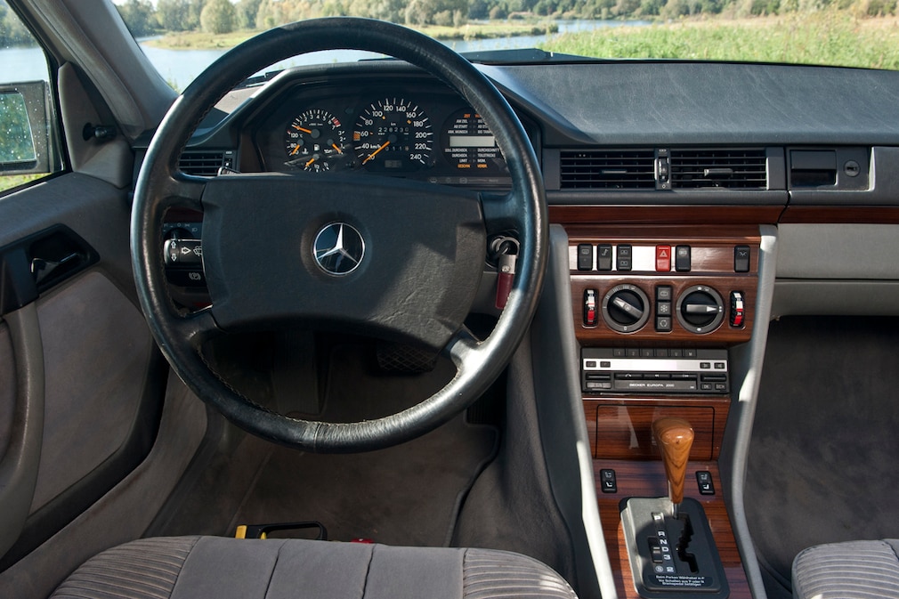 Mercedes 300 E 4Matic W124