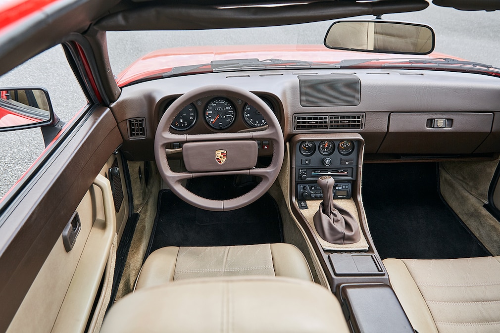 Porsche 924