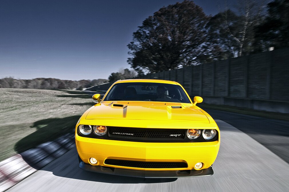 Dodge Challenger SRT8 392 Yellow Jacket