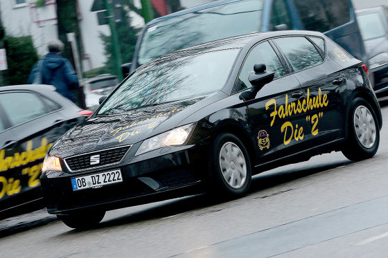 Fahrschulauto einer Fahrschule