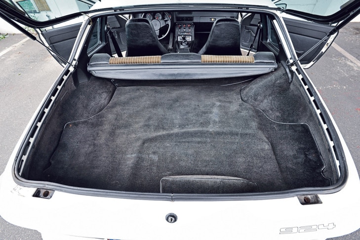 Porsche 924