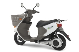 Suzuki e-Let’s