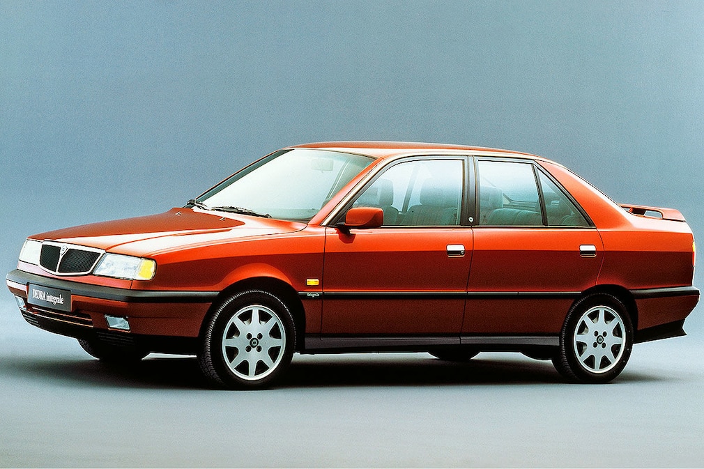 Autos der 90er: Italiener und Franzosen Autos der 90er: Italiener und Franzosen