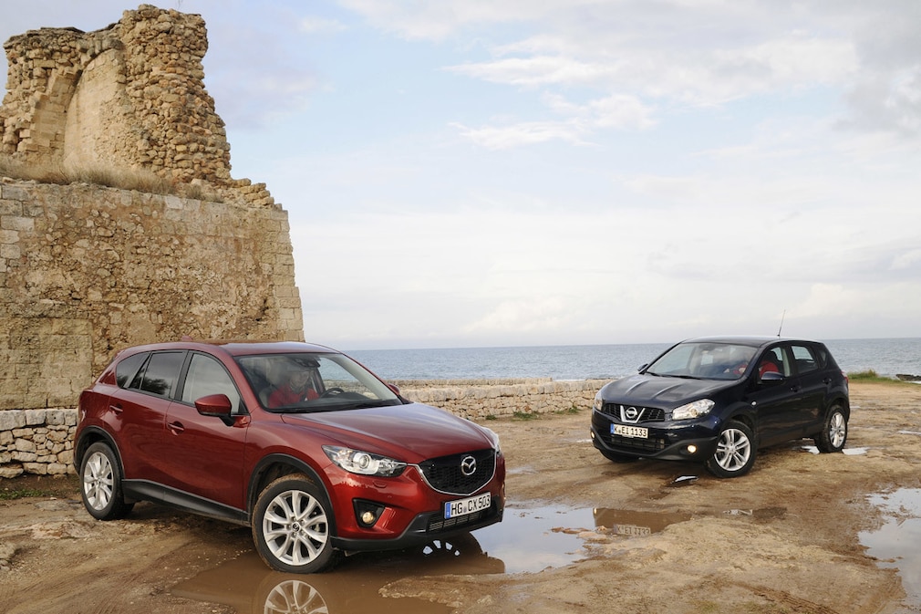 Mazda CX-5 Nissan Qashqai