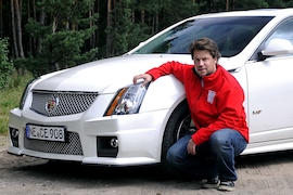 Boris Pieritz am Cadillac Sport Wagon