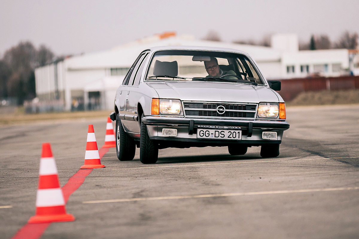 Test: Günstige Sechszylinder-Limos aus den 80ern - AUTO BILD Klassik