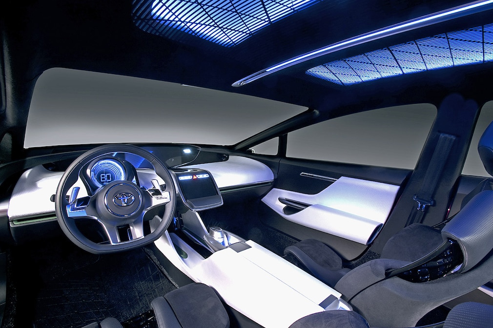 Toyota NS4 Plug-in