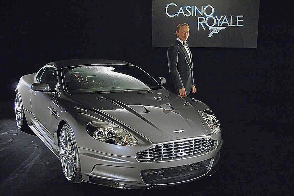 Aston Martin DBS James Bond 007 Daniel Craig Casino Royale
