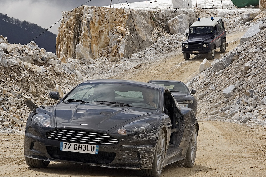 Aston Martin DBS James Bond 007 Daniel Craig Ein Quantum Trost
