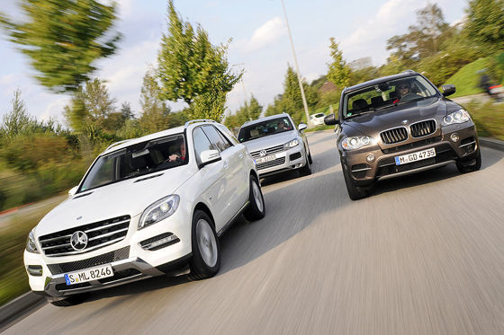 Mercedes ML 350 Bluetec VW Touareg V6 TDI BMW X5 xDrive 30d