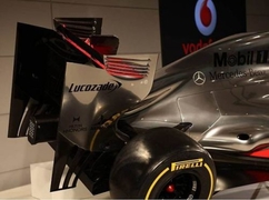 Der McLaren MP4-27 bei der Vorstellung: Plastikauspuff und kein echter Diffusor