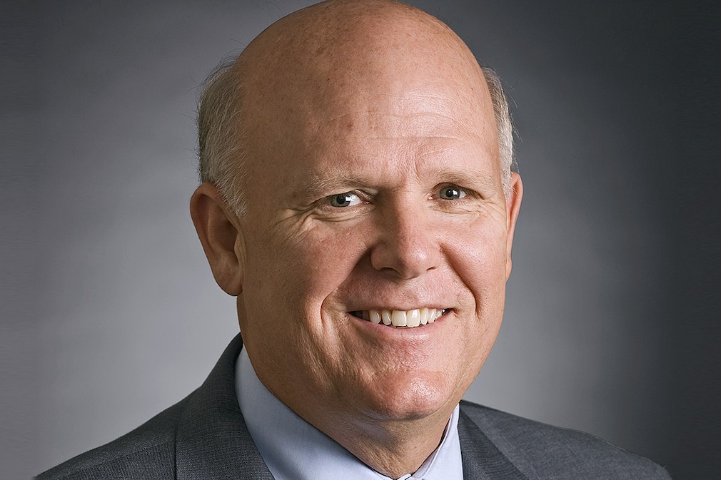 Daniel Akerson GM