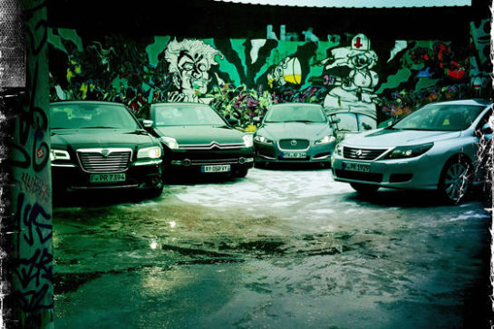 Der neue Lancia Thema im Vergleich