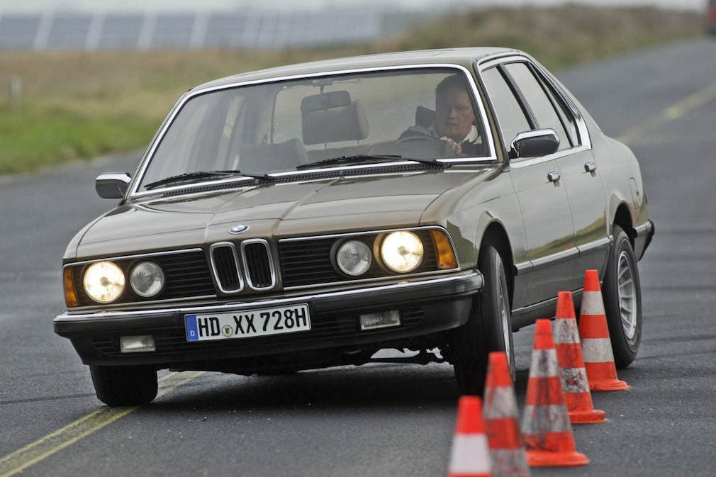 BMW 728i