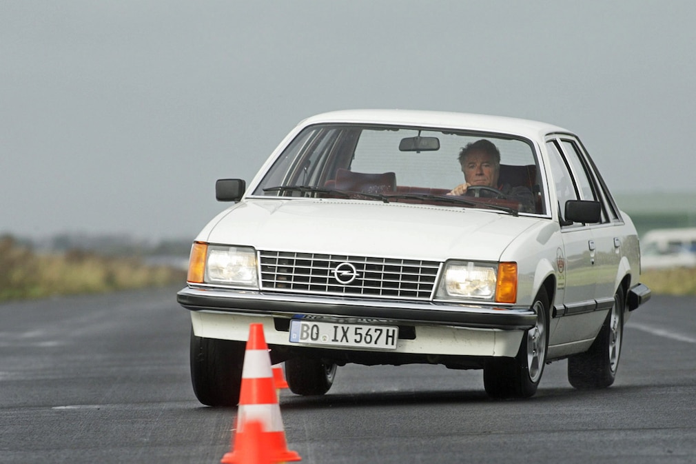 Opel Senator 2.8S