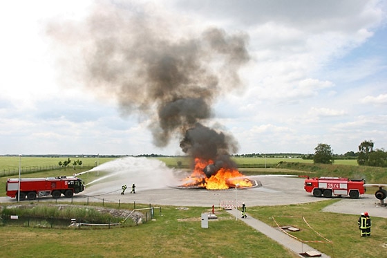 Faun FLF 8000 Löschübung