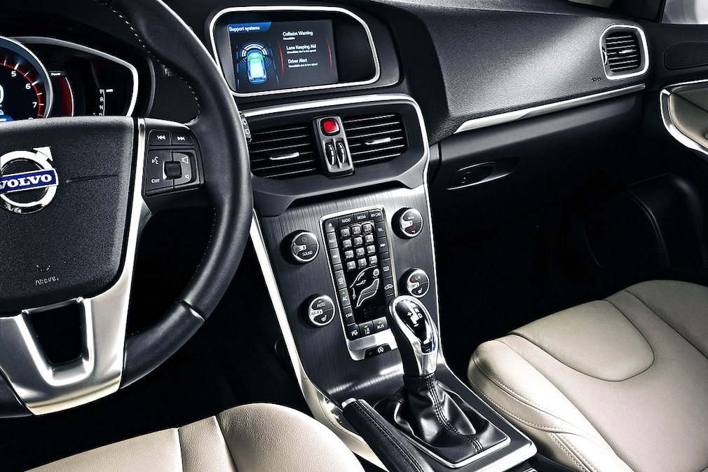 Volvo V40