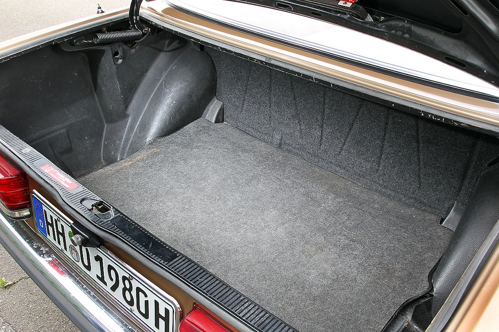 Mercedes Benz 230 CE