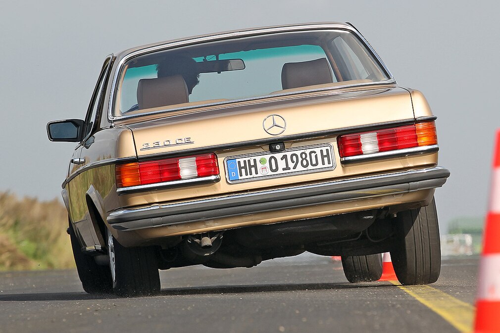 Mercedes Benz 230 CE