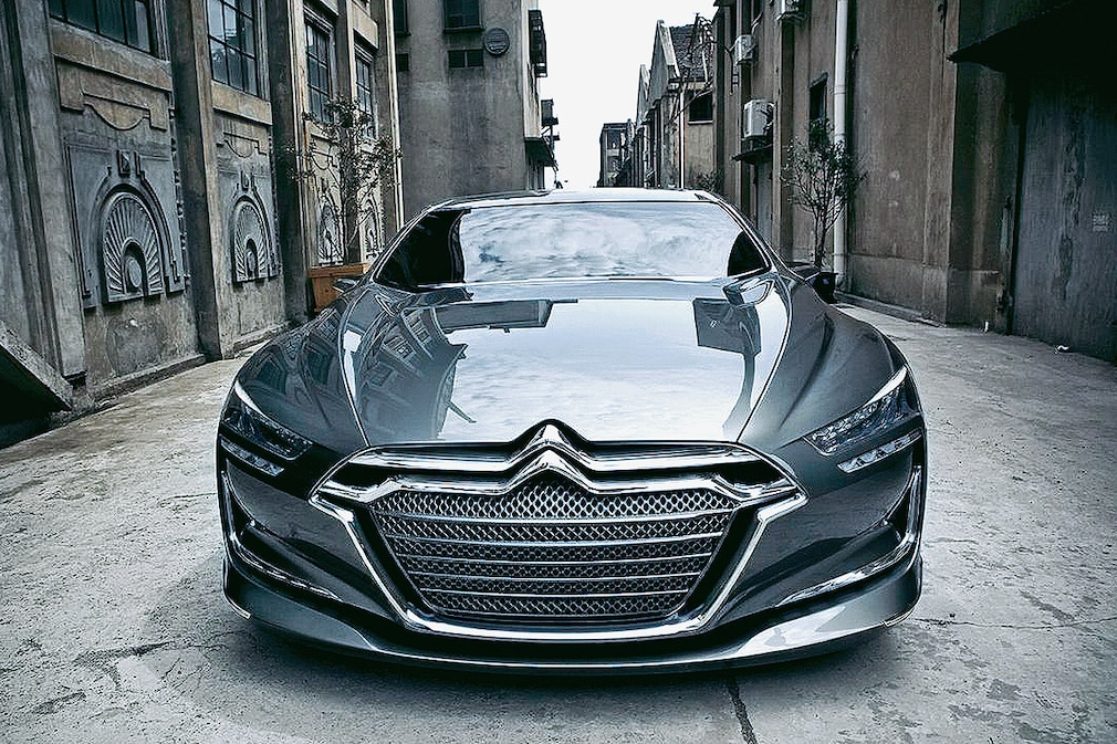 Citroën DS9 (Studie Metropolis)