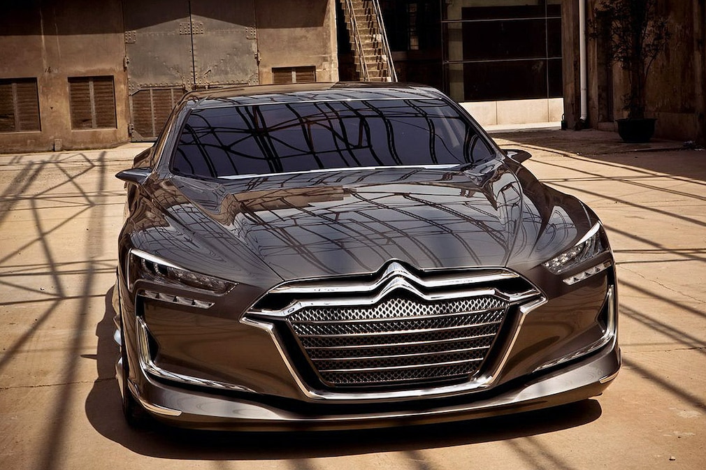 Citroën DS9 (Studie Metropolis)